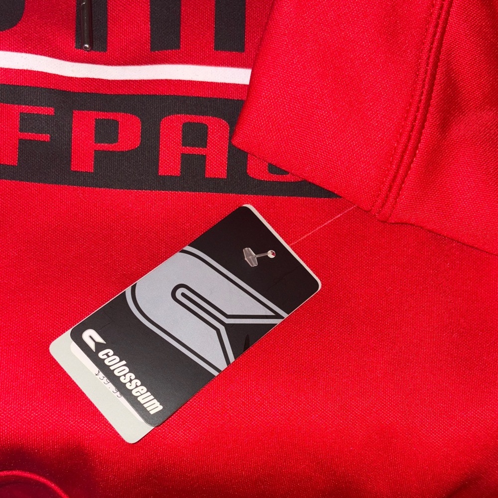 NWT mens sm Colosseum NC State Bold Red Sweatshirt- unisex womens med- Brandnew - Picture 2 of 12